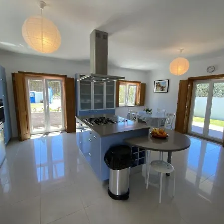 Feriehus Mochos Private Pool