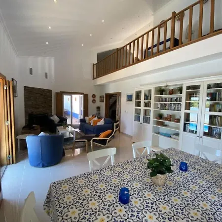 Feriehus Mochos Private Pool *