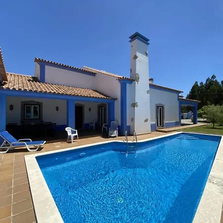 Feriehus Mochos Private Pool